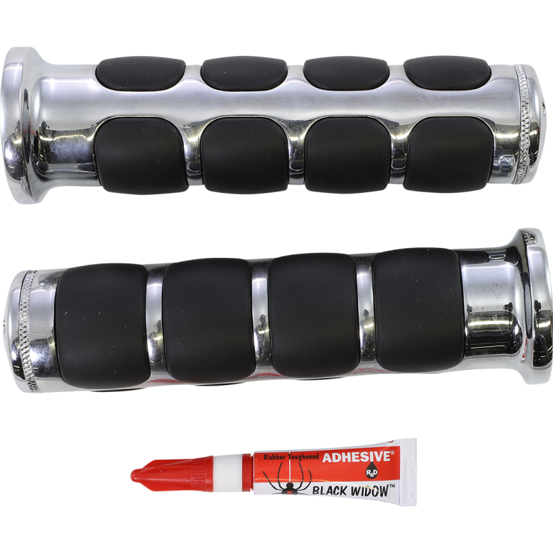 KURYAKYN ISO GRIPS W/CHROME TRIM RINGS 7/8" BAR PN 6180 Front - Driven Powersports
