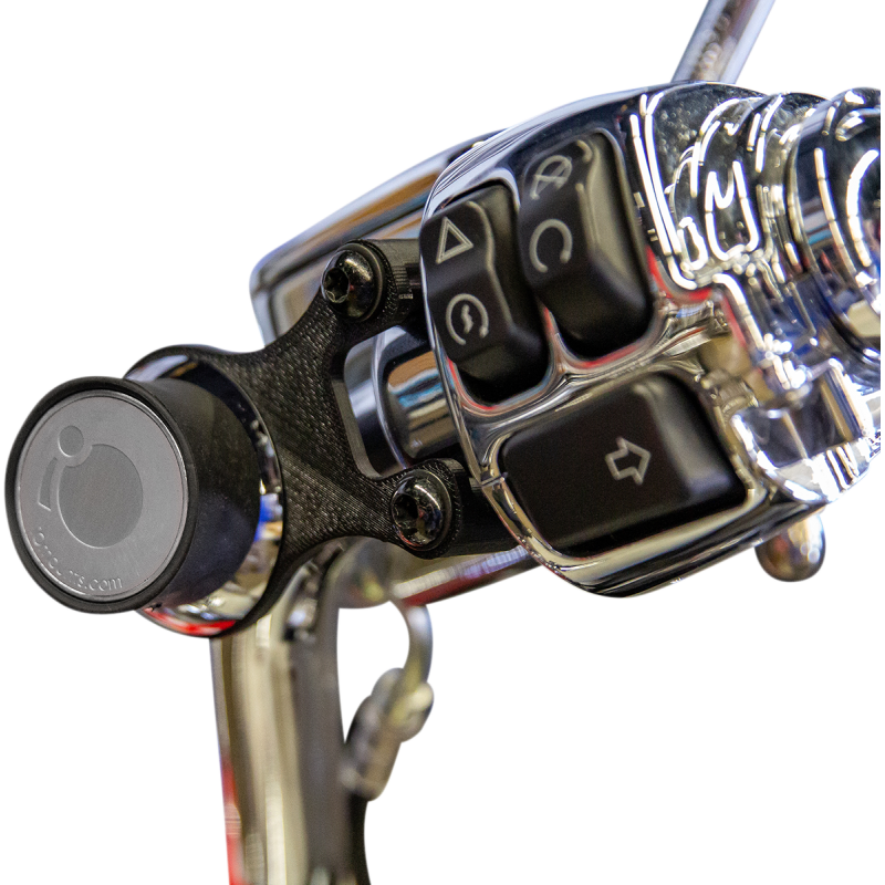 KLOCK WERKS MOUNT IO UNIV HD Black Application Shot - Driven Powersports