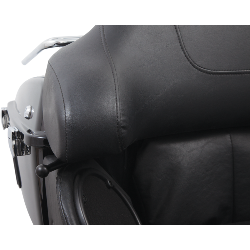 CIRO LLC 98-13 FLHT PASS Drink Holder Application Shot - Driven Powersports