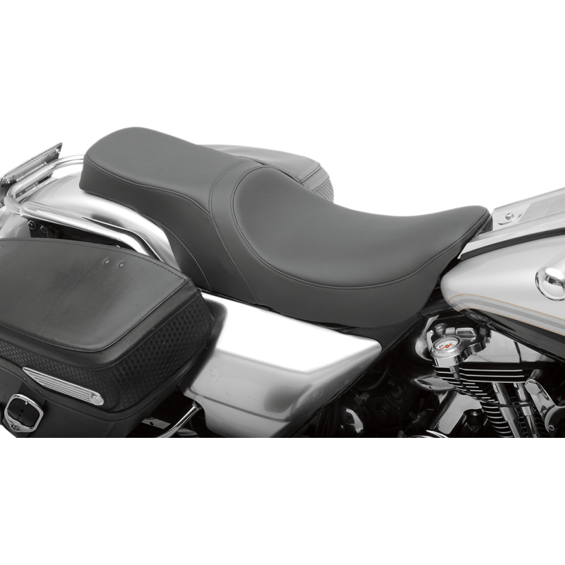 DRAG SPECIALTIES 97-07 FLHR/06-07FLHX SMTH PREDA 2UP SEA Application Shot - Driven Powersports