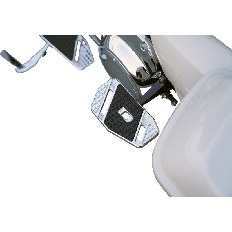 ARLEN NESS FLOORBOARD PAS SPDLNR CHM (410 - 029) - DRIVEN Canada's Powersports 410 - 029