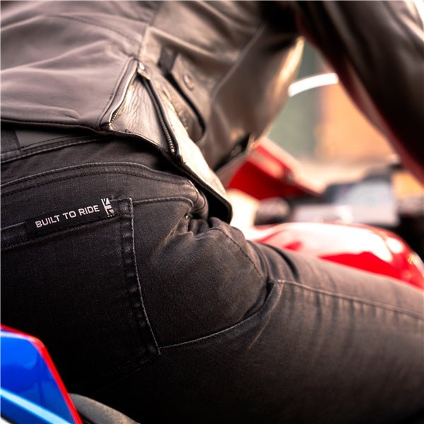 BULL - IT JEANS RAVEN STRAIGHT REG WOM 12/31 - DRIVEN Canada's Powersports 50596840110125059684011012