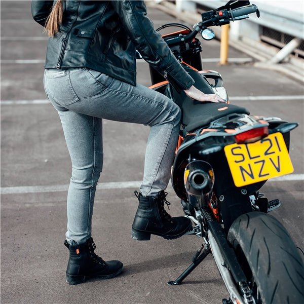 BULL - IT WILLOW JEANS - DRIVEN Canada's Powersports 50596840112965059684011296