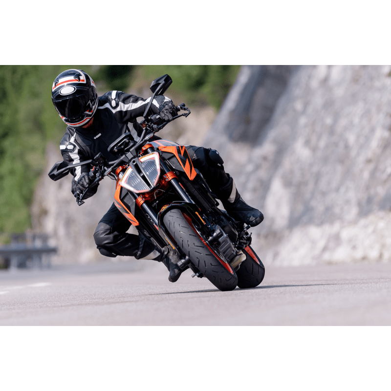 CONTINENTAL 120/70ZR17 (58W) CONTI SPORT ATTACK 4 FRONT (02445980000) - DRIVEN Canada's Powersports 401923801687102445980000