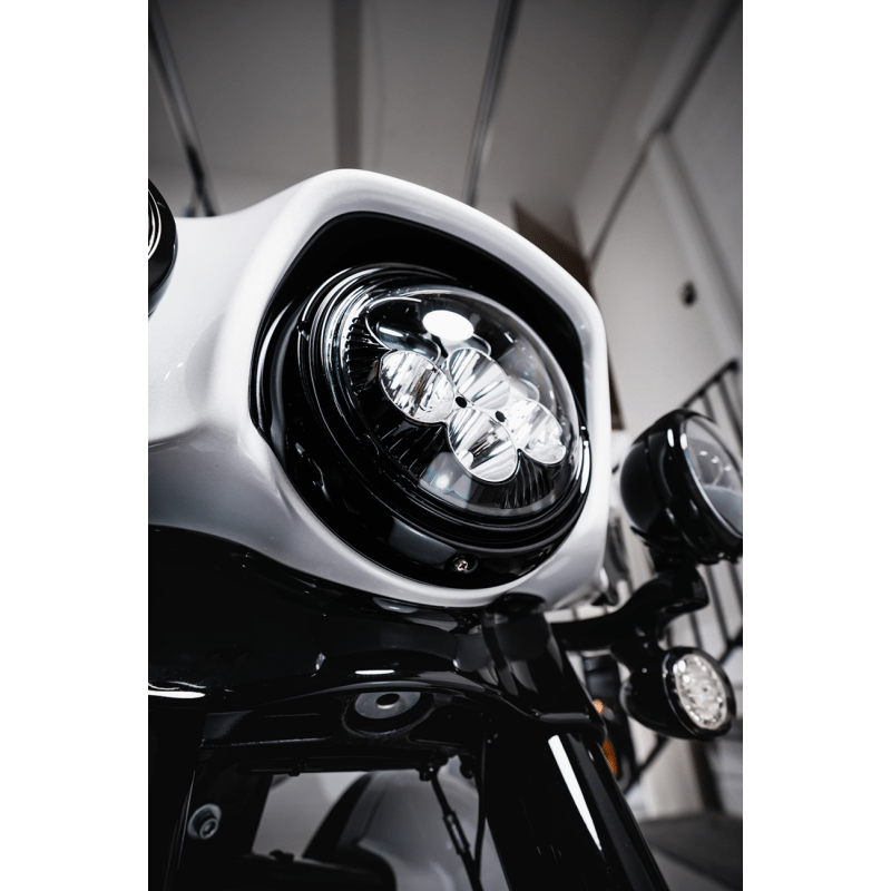 CUSTOM DYNAMICS HEADLIGHT SHARK DEAMON 7" LED COLOR CHANGING (SD2 - 7 - 14) - DRIVEN Canada's Powersports SD2 - 7 - 14