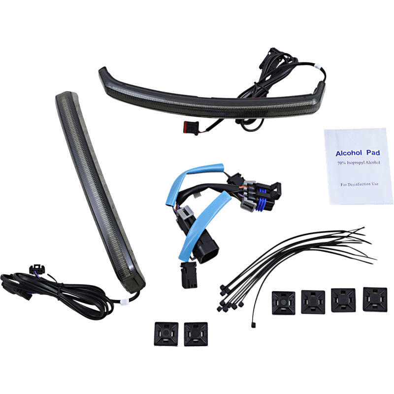 CUSTOM DYNAMICS LIGHT BAGZ SMKLENS INDIAN (INDBAG - SWP - S) - DRIVEN Canada's Powersports INDBAG - SWP - S