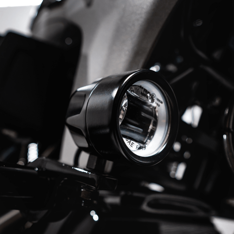 CUSTOM DYNAMICS LIGHT FOG UNV Black Application Shot - Driven Powersports