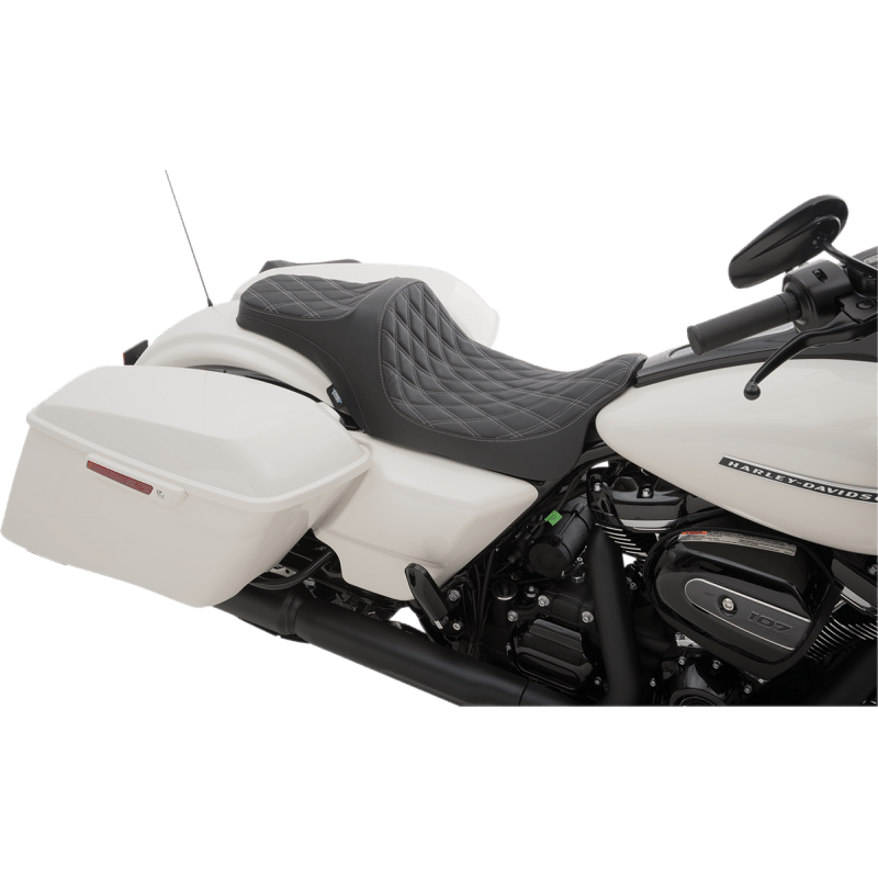 DRAG SPECIALTIES 08 - 19 FLHT DD PRED III SEAT - DRIVEN Canada's Powersports 0801 - 1115