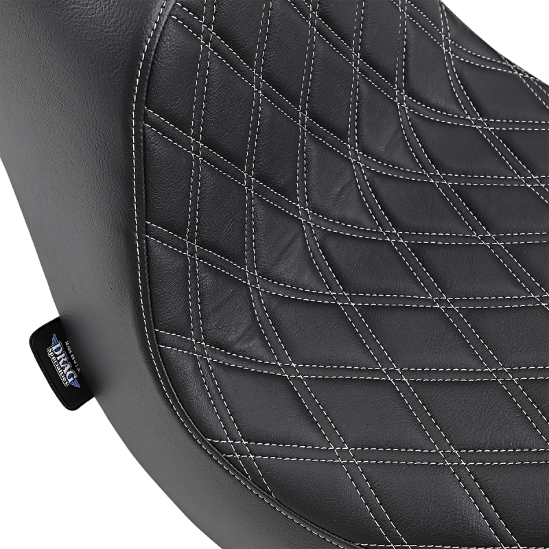 DRAG SPECIALTIES SEAT PRED III DIA VNL - DRIVEN Canada's Powersports 0802 - 1189