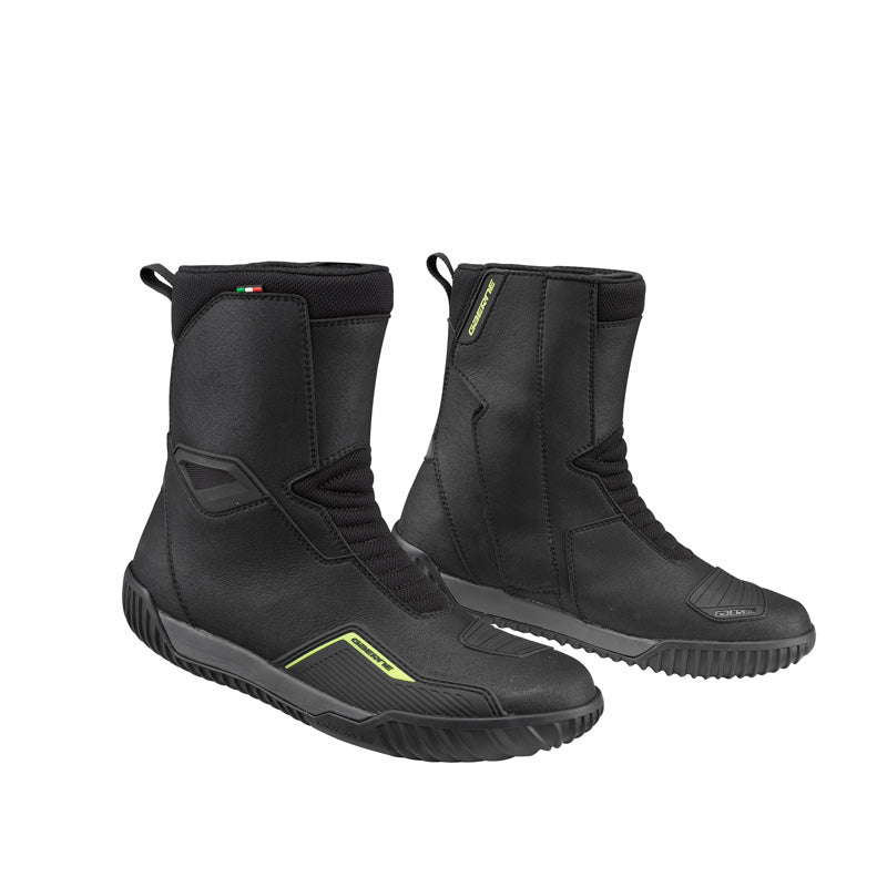 GAERNE G.ESCAPE GORE - TEX BOOTS BLACK (42) - DRIVEN Canada's Powersports 20000002372372449 - 001 - 42