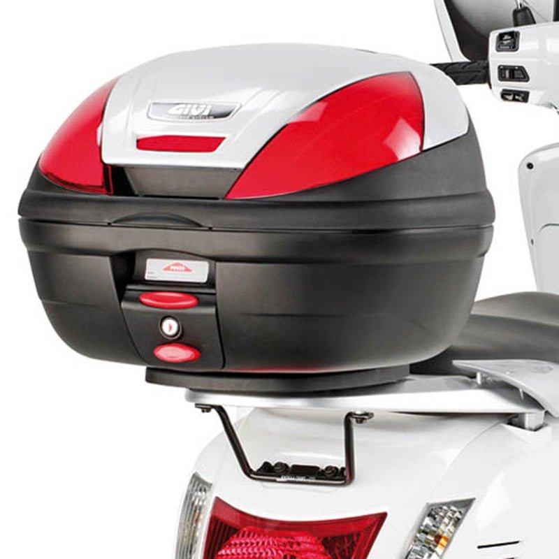 GIVI SPECIFIC PLATE MOUNT KYMCO LIKE 200I (E138) - DRIVEN Canada's Powersports 8019606125194E138