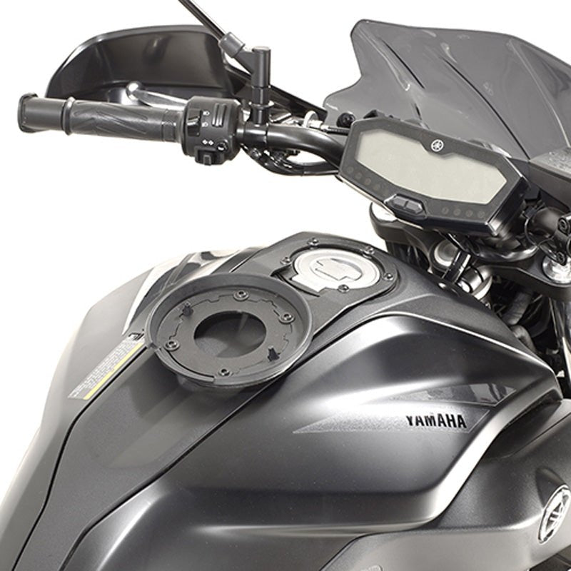 GIVI TANKLOCK SYSTEM YAMAHA MT07 (BF36) - DRIVEN Canada's Powersports 8019606230454BF36
