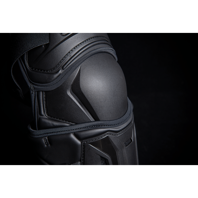 ICON KNEE FIELD ARMOR3 - DRIVEN Canada's Powersports 2704 - 04942704 - 0494