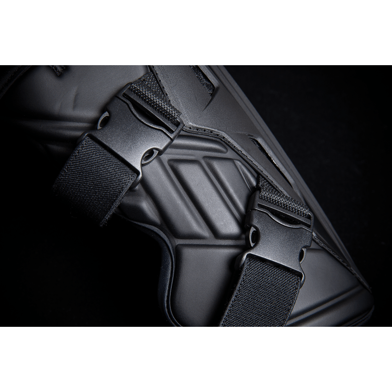 ICON KNEE FIELD ARMOR3 - DRIVEN Canada's Powersports 2704 - 04942704 - 0494