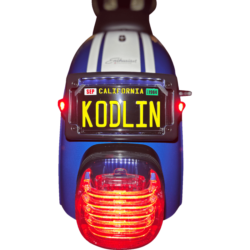 KODLIN CURVED 3 - BOLT MOUNTED ELYPSE 3 - 1 LICENSE PLATE KIT, - DRIVEN Canada's Powersports KUS20350
