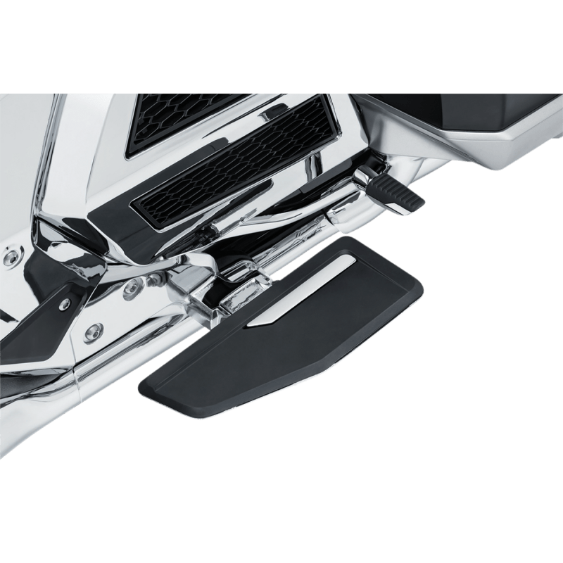 KURYAKYN DRIVER FLOORBOARD KIT FOR WING WITH DCT,CHROME PN 3284 - DRIVEN Canada's Powersports 3284430029