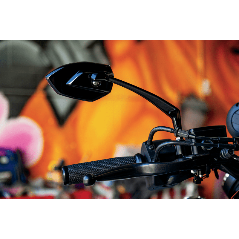 KURYAKYN THRESHER GRIPS - VICTORY, KAWASAKI & YAMAHA, S PN 5947 - DRIVEN Canada's Powersports 191209032715485602