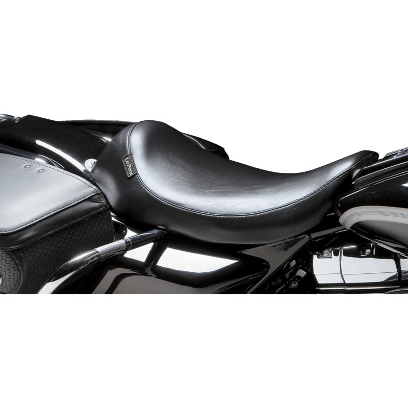 LE PERA 02 - 07 FLHT SMOOTH SILHOUETTE SOLO SEAT (LH - 857) - DRIVEN Canada's Powersports LH - 857