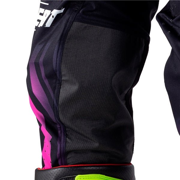 LEATT PANT MOTO 5.5 I.K.S TIGER PI 28 - DRIVEN Canada's Powersports 60095565413445026000320