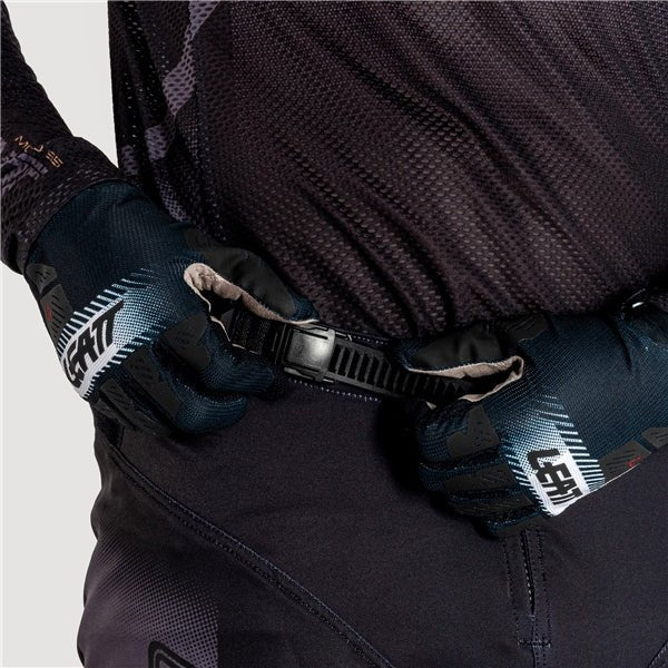 LEATT PANT MOTO 5.5 I.K.S STLTH 36 - DRIVEN Canada's Powersports 60095565038235025300364