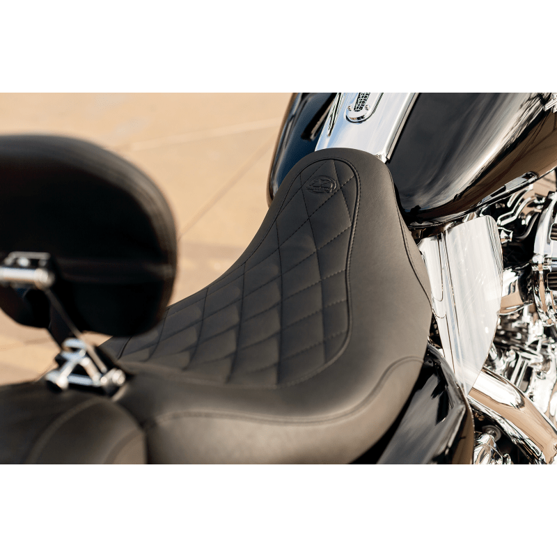 MUSTANG 08 - UP FLHR/X/T/TR WD TRIP SOLO (79725) - DRIVEN Canada's Powersports 79725