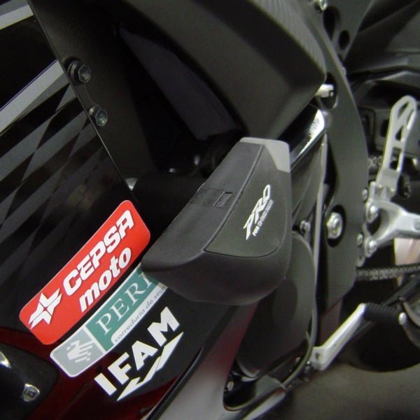 Puig Frame Sliders Pro (Suzuki) GSR750 Black - DRIVEN Canada's Powersports 84365717151737704N