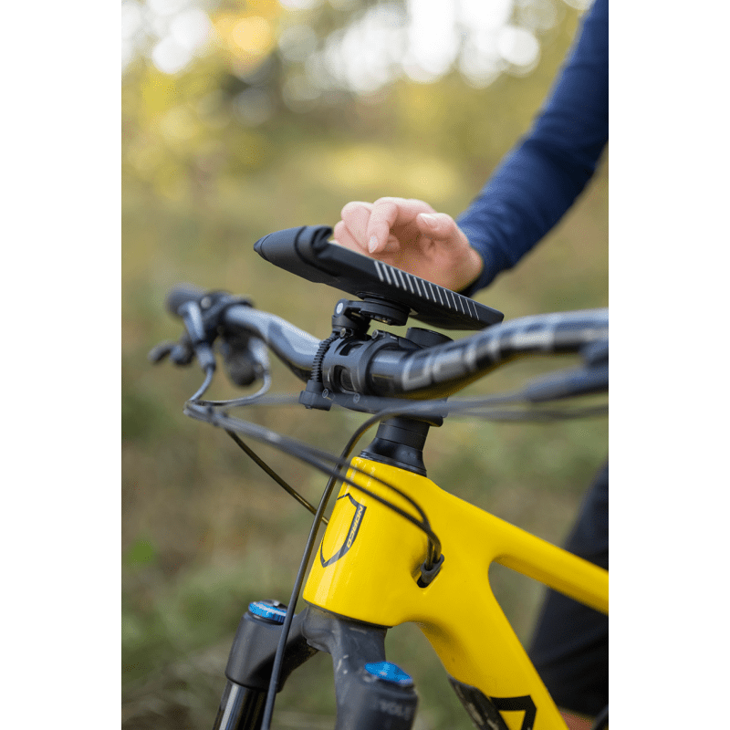 SP CONNECT SP BIKE BUNDLE UNIVERSAL CASE SPC+ (52302) - DRIVEN Canada's Powersports 402801752302852302