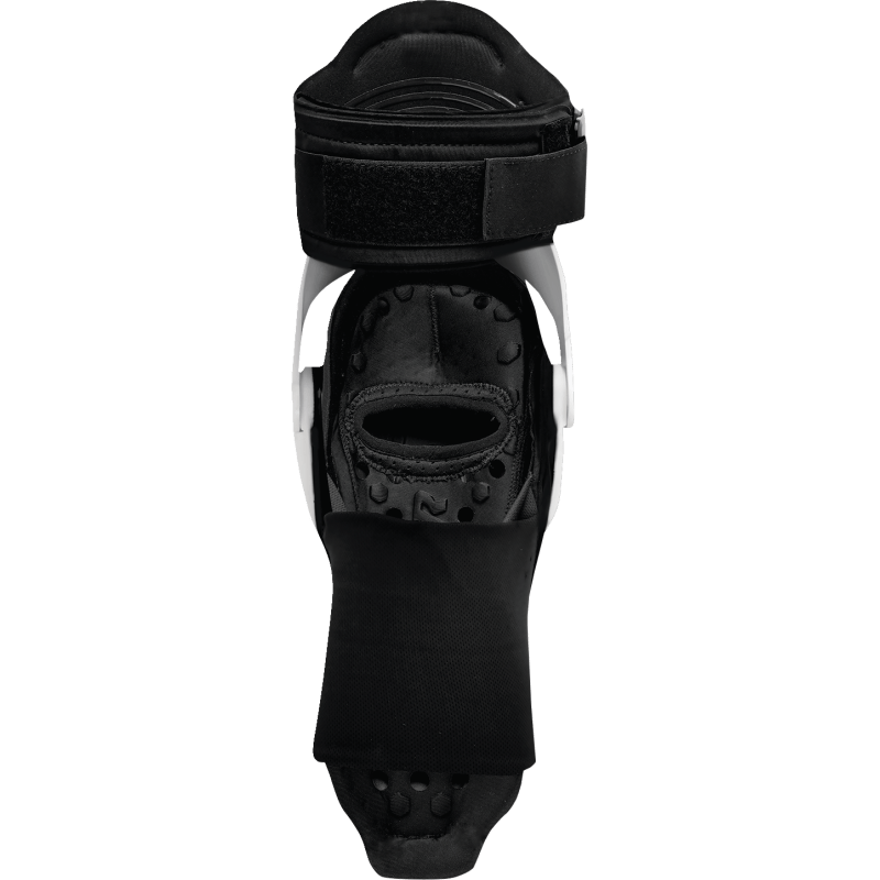 THOR KNEEGRD SENT 2X/3 - Driven Powersports Inc.2704 - 0613