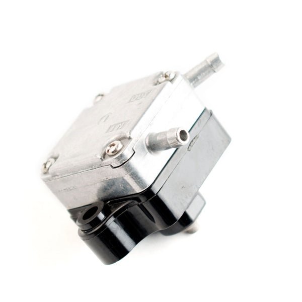 WSM FUEL PUMP MERCU/YAM 9.9 - 20HP (600 - 098) - DRIVEN Canada's Powersports 865369362196600 - 098