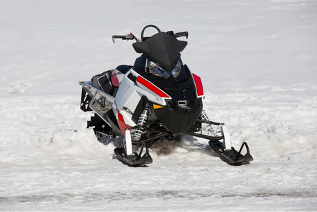 Why Snowmobile Batteries Die in the Cold (and How to Pick One That Won’t)