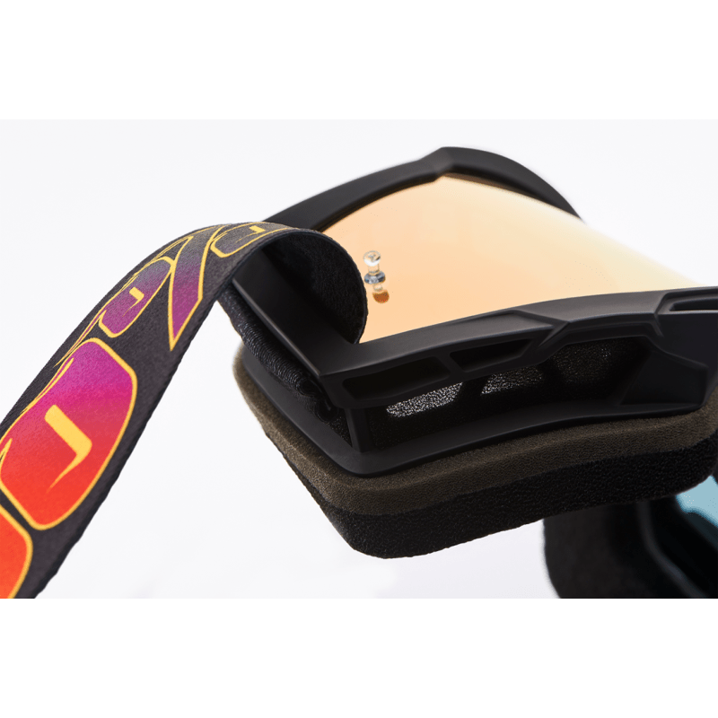 100% ACCURI 2 GOGGLE EL DIABLO MIRROR TRUE GOLD LENS (50014 - 00026) - DRIVEN Canada's Powersports 19626103701250014 - 00026