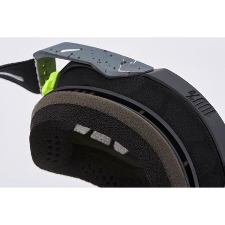 100% ARMEGA GOGGLE ANTIBIA MIRROR SILVER FLASH LENS (50005 - 00022) - DRIVEN Canada's Powersports 19626103712850005 - 00022