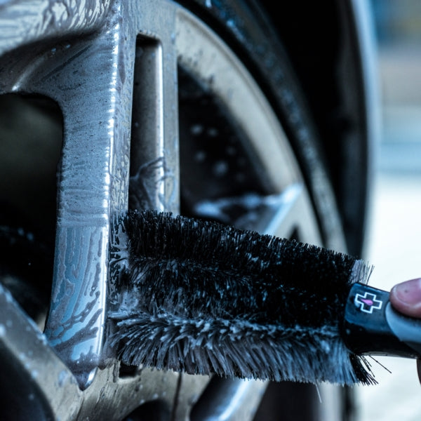 MUC OFF BRUSH WHEEL & BRAKE MUCOFF (371) - Driven Powersports