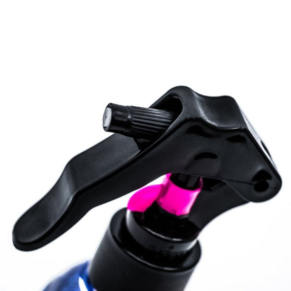 MUC OFF HELM & VISOR CLEANER 250ML (219) - Driven Powersports