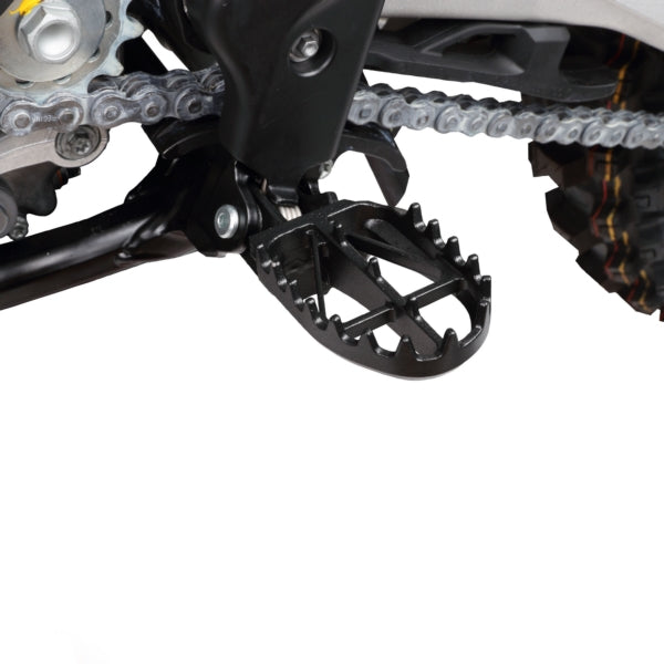 DRC/ZETA/UNIT FOOT PEG U-WIDE KTM DRCZETA (Z48-02-882) - Driven Powersports