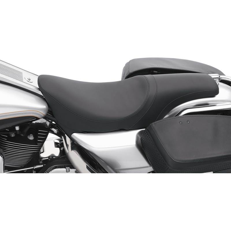 DRAG SPECIALTIES 97-07FLHR/06-07FLHX SMOO PREDATOR SEAT Application Shot - Driven Powersports
