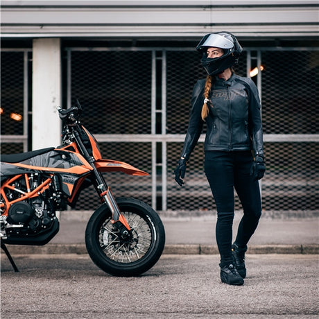 BULL-IT JEGGING FURY SKINNY LONG WOM 22/33 Black - Driven Powersports