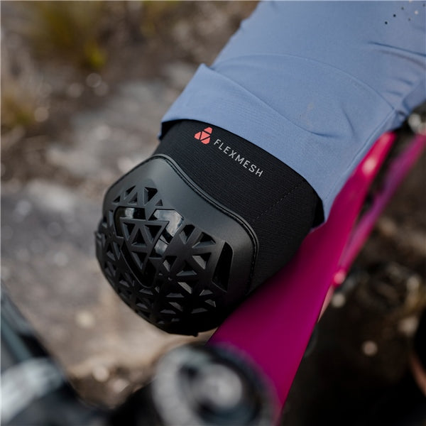 Leatt Flexmesh Knee Guard Black S - Driven Powersports