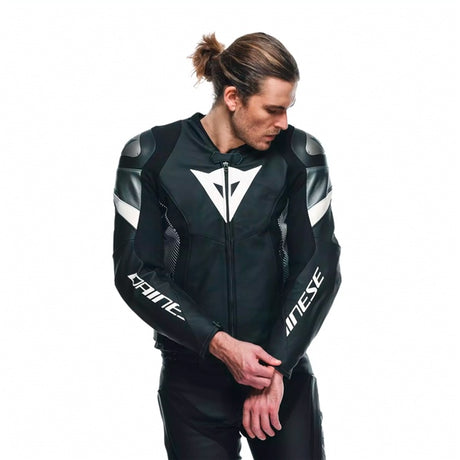 Dainese Avro 5 Jacket - Men 44 - Driven Powersports