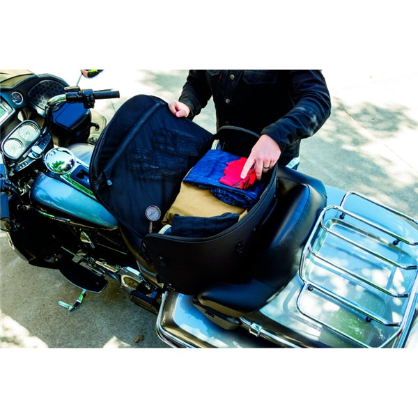 Kuryakyn Momentum Wanderer Seat Bag Black - Driven Powersports