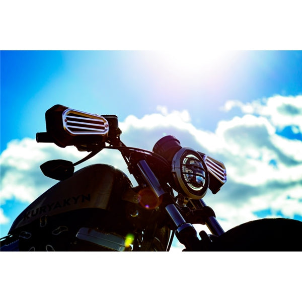 Kuryakyn Dillinger Handguard For Harley-Davidson Silver - Driven Powersports