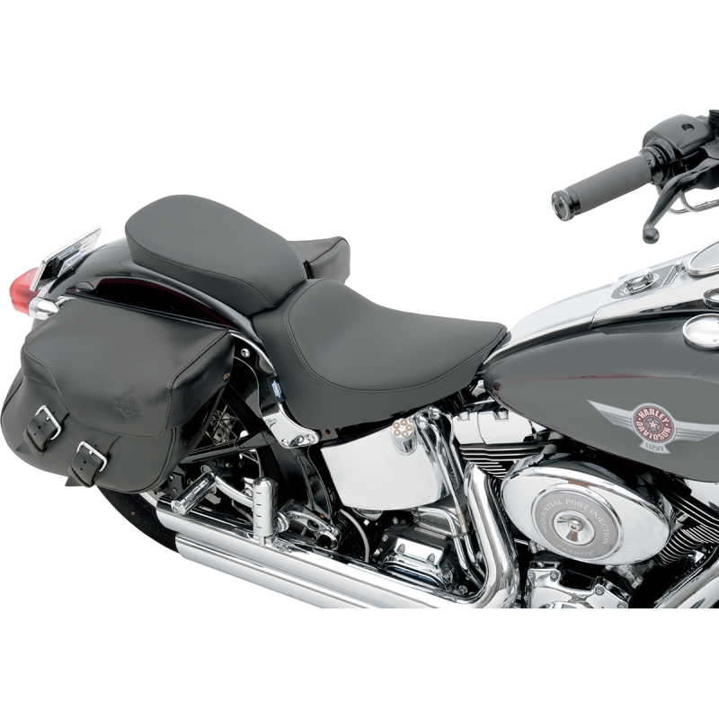 DRAG SPECIALTIES 00-05FXST/00-17 FLST SMOOTH SOLO SEAT Application Shot - Driven Powersports