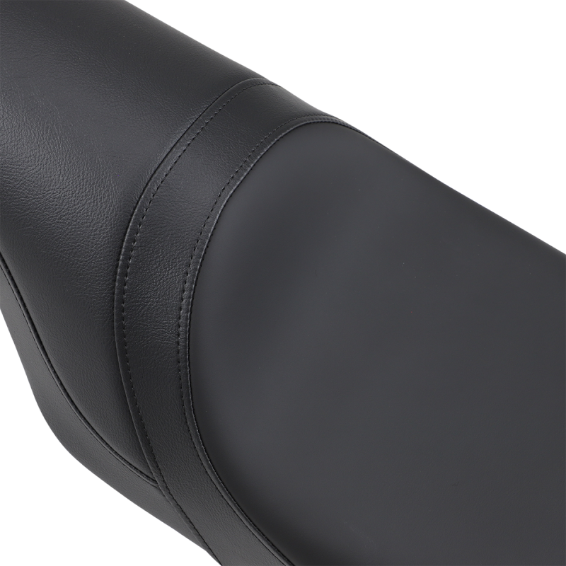 DRAG SPECIALTIES 97-07FLHR/06-07FLHX SMOO PREDATOR SEAT Application Shot - Driven Powersports