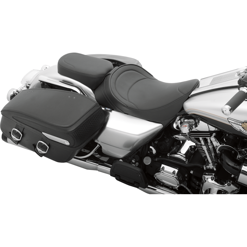 DRAG SPECIALTIES 97-07 FLHR SOLO FRT SEAT MILD STITCH Application Shot - Driven Powersports