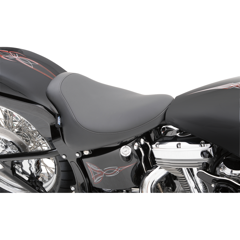 DRAG SPECIALTIES 00-05FXST/00-17 FLST SMOOTH SOLO SEAT Application Shot - Driven Powersports