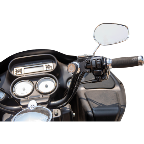 KLOCK WERKS MOUNT IO UNIV HD Chrome Application Shot - Driven Powersports