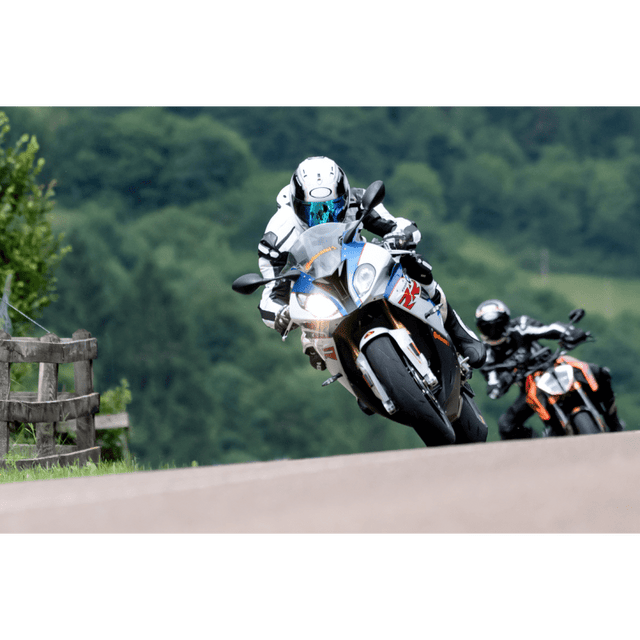 CONTINENTAL 120/70ZR17 (58W) CONTI RACE ATTACK 2 STREET FRONT (02446580000) - DRIVEN Canada's Powersports 401923803163802446580000