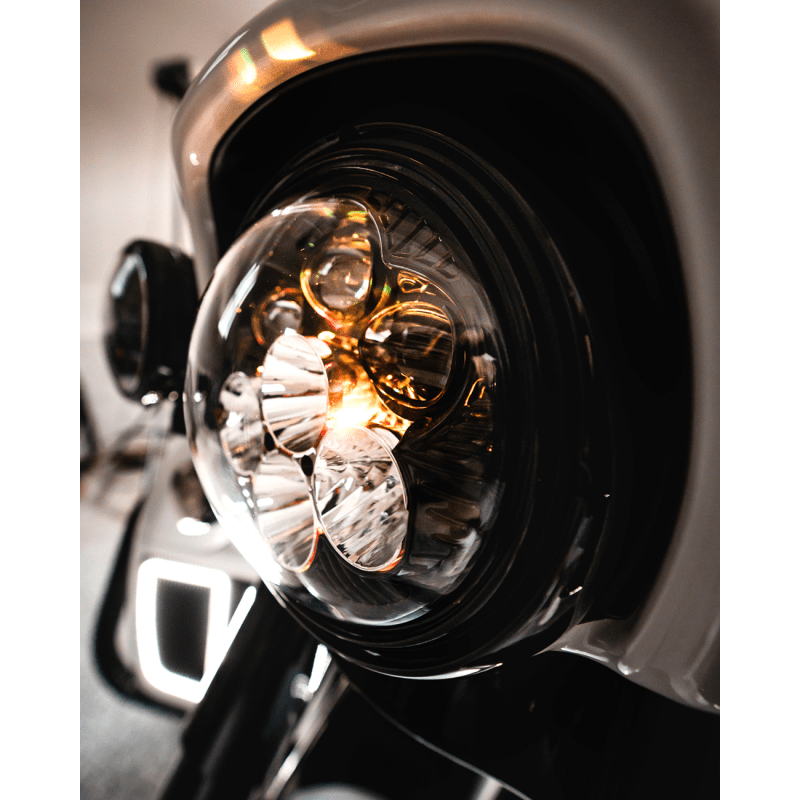 CUSTOM DYNAMICS HEADLIGHT SHARK DEAMON 7" LED COLOR CHANGING (SD2 - 7 - 14) - DRIVEN Canada's Powersports SD2 - 7 - 14