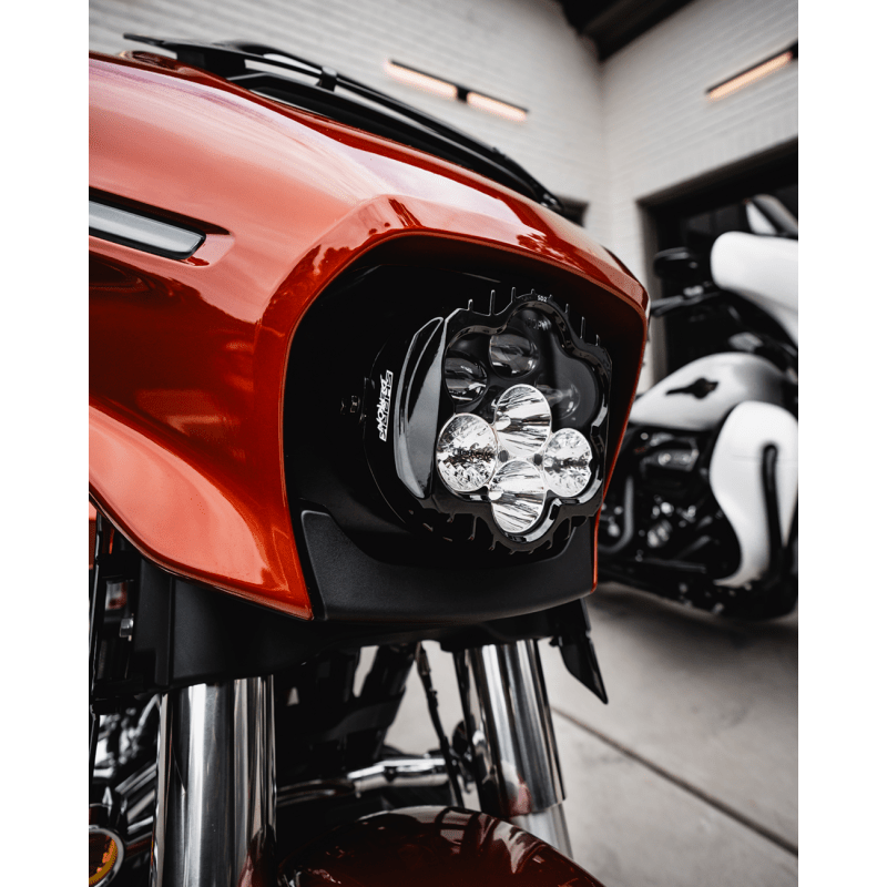 CUSTOM DYNAMICS HEADLIGHT SHARK DEMON LED (SD2 - 23BAT - W) - DRIVEN Canada's Powersports SD2 - 23BAT - W