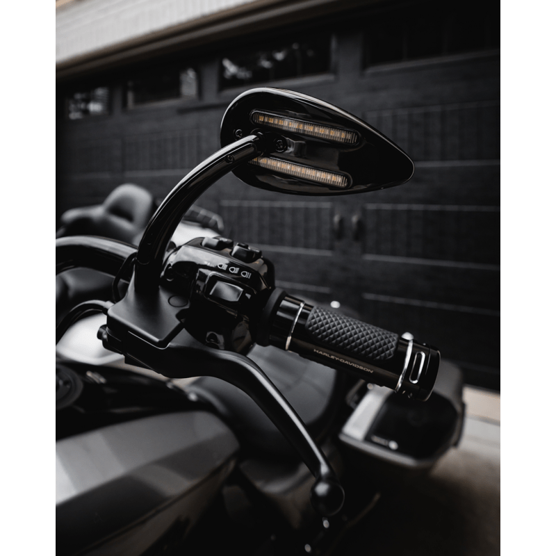 CUSTOM DYNAMICS MIRRORS LED RUN & TURN SIGNAL - DRIVEN Canada's Powersports CD - MIR - PLUG - B
